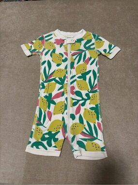 Hanna Andersson Lemon Shortie Zip Romper with Yellow Lemon & Green Leaf Print